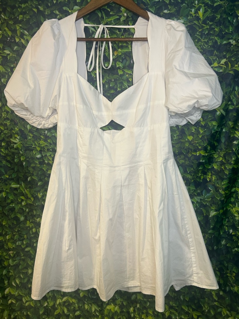 Hello Molly White Puff Sleeve Mini Dress - Picture 2 of 4
